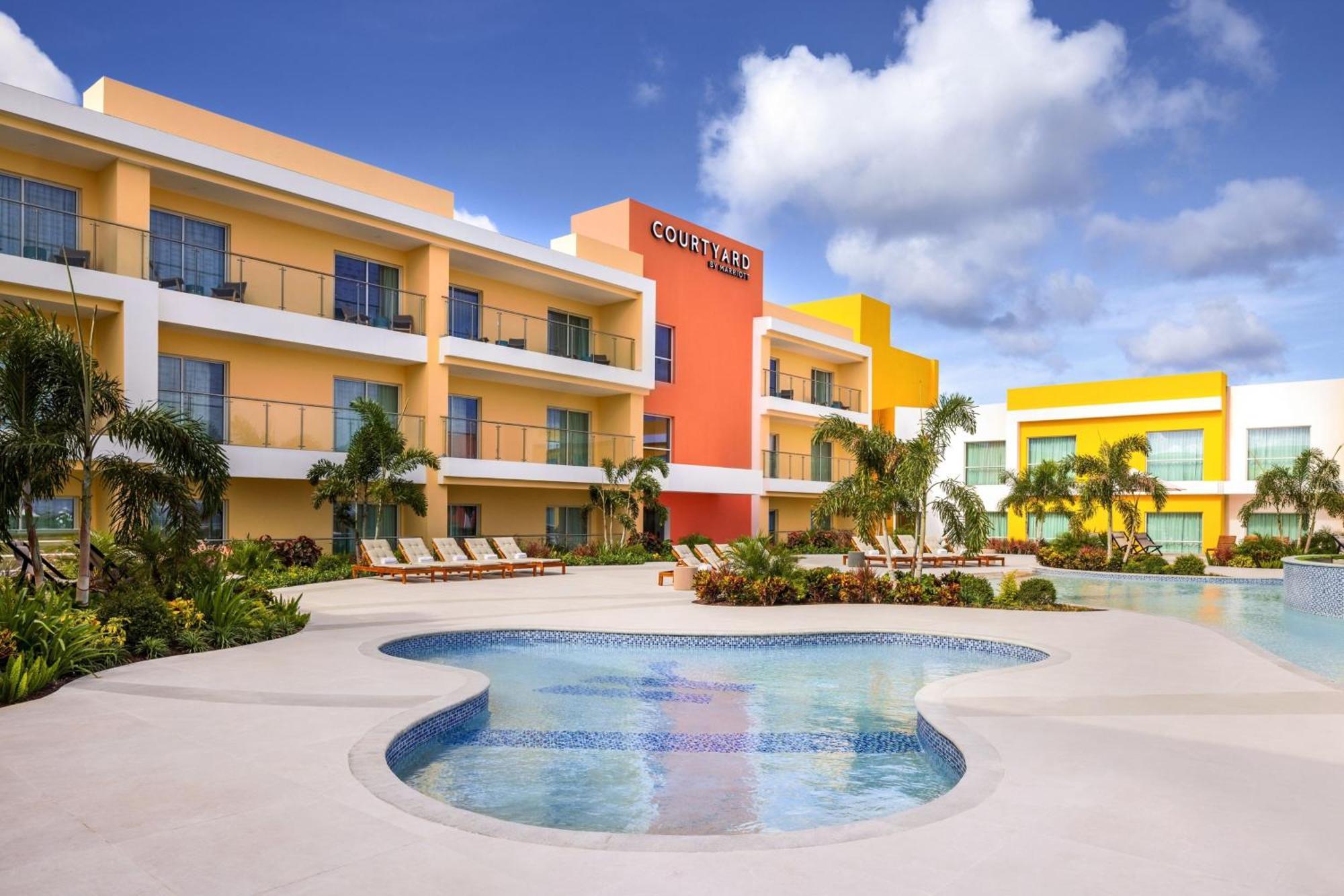 ホテル Courtyard By Marriott Curacao ウィレムスタッド エクステリア 写真